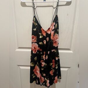Velvet floral romper‎